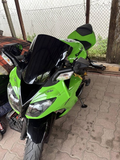 Zx10r sötét plexi