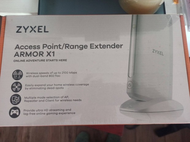 Zyxel Armor X1 - AC2100 hozzfrsi pont, 4x Giga LAN j