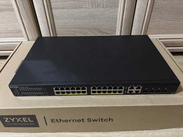 Zyxel GS1920-24HPv2 POE menedzselhet switch