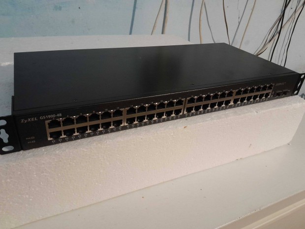 Zyxel GS-1900-48, 48 portos Gigabit Ethernet Switch