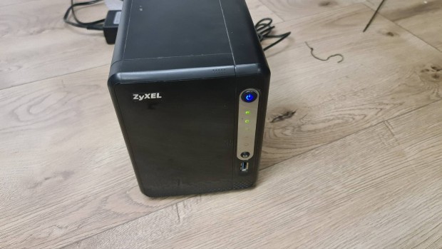 Zyxel NAS + 2x1Tb Hdd