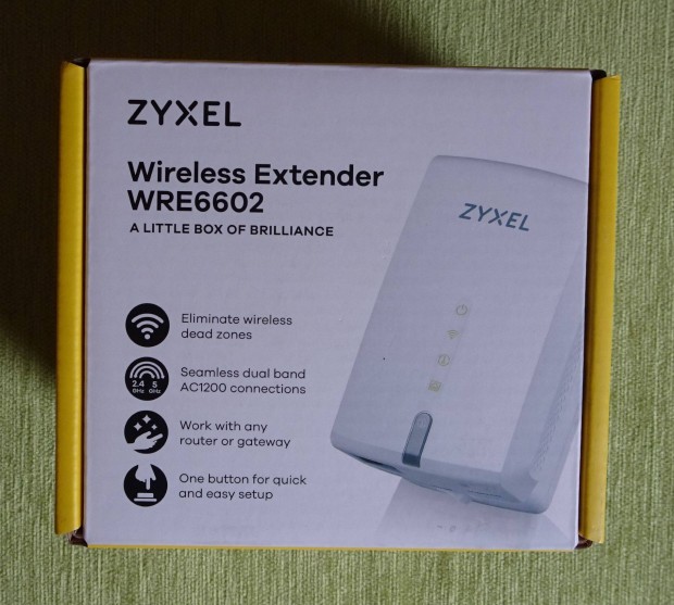 Zyxel Wre6602 WiFi Range Extender Dual Band AC1200 elad