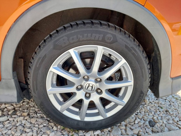 '16os Honda alufelni garnitúra új téli gumival 205/55 R16