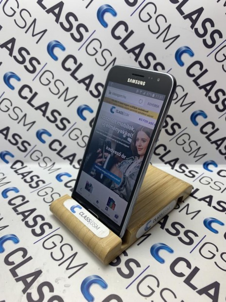 #24 Elad� Samsung Galaxy J3 (2016) 1,5GB 8GB