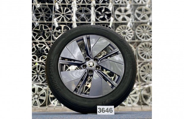 (3646) Skoda 19 gyári alufelni felni, 5x112, új nyári gumi, Enyaq