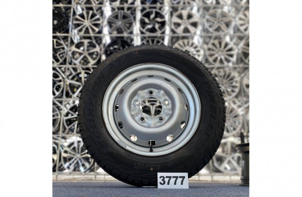 (3777) Lada Niva 16 lemezfelni, 5x139,7, 185/75 R16 nyári gumi