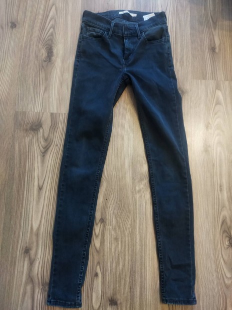 '710(TM) Super Skinny levis 24-es .xxs