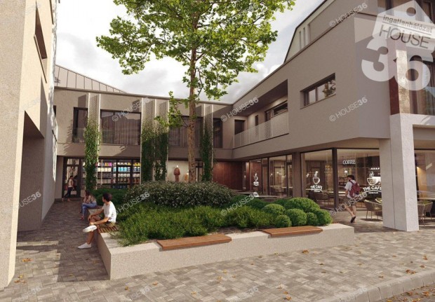 *A belv�ros �j �kk�ve, p�r perc s�t�ra a F�t�rt�l*