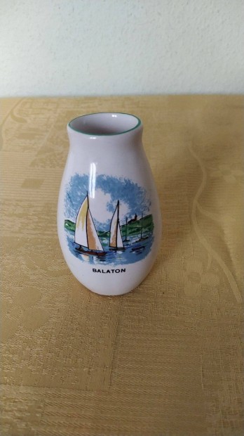 "Balaton" porceln kisvza