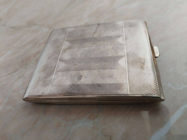 "Dzni" cigaretta tart 1940-bl 114g 800-as ezst