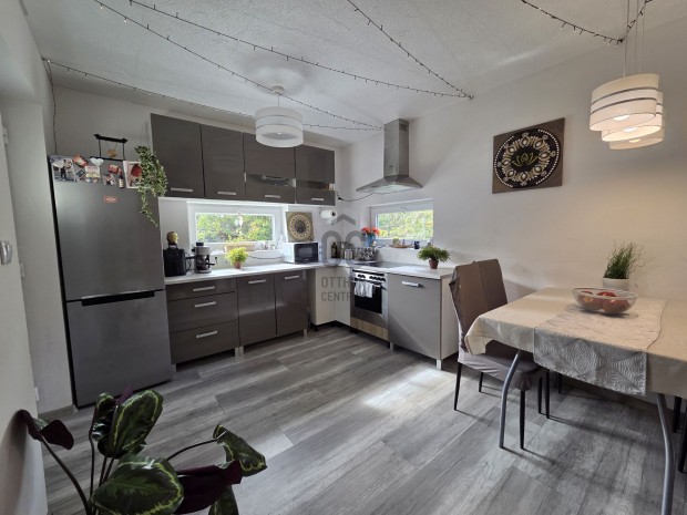 Egy h�z, ami m�r bizony�tott  most t�ged keres!