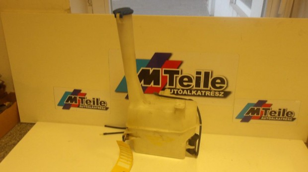 (GY�RI BONTOTT) HYUNDAI IX35 Ablakmos�folyad�k tart�ly 98610-2Y000