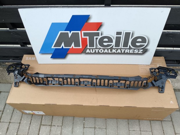 (GYRI J9 BMW Lkhrttart es sorozat F32+LCI / F33+LCI / F83 M4+L