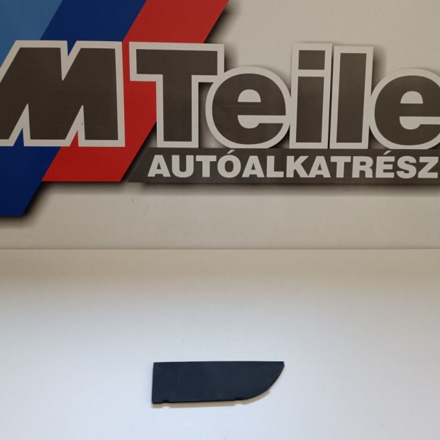 (GYRI J) BMW Bal oldali burkolat fkht 3-as E46