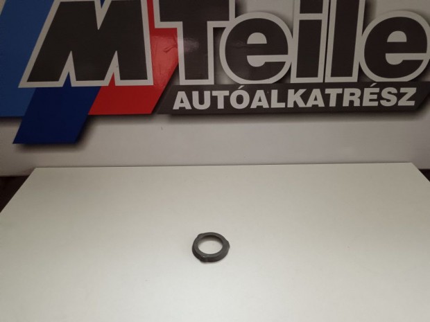 (GY�RI �J) BMW Biztos�t� lemez 5-�s E28 / E34 / 6-os E24 / 7-es E23 /