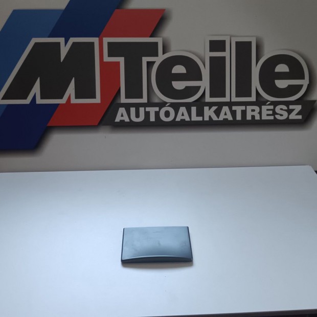 (GYRI J) BMW Dekor panel hamutarthoz 5-s E60+LCI / E61+LCI