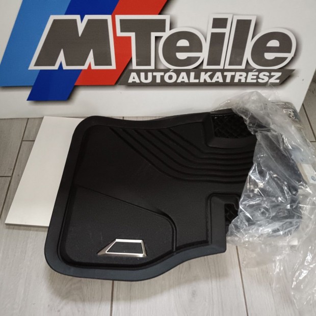 (GYRI J) BMW Gumisznyeg garnitra 1-es F40 / 2-es F44