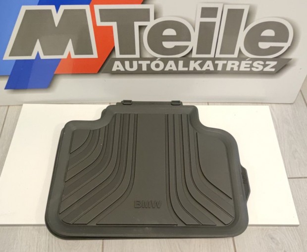 (GY�RI �J) BMW Gumisz�nyeg garnit�ra h�ts� fekete 2-es sorozat F45 Ac