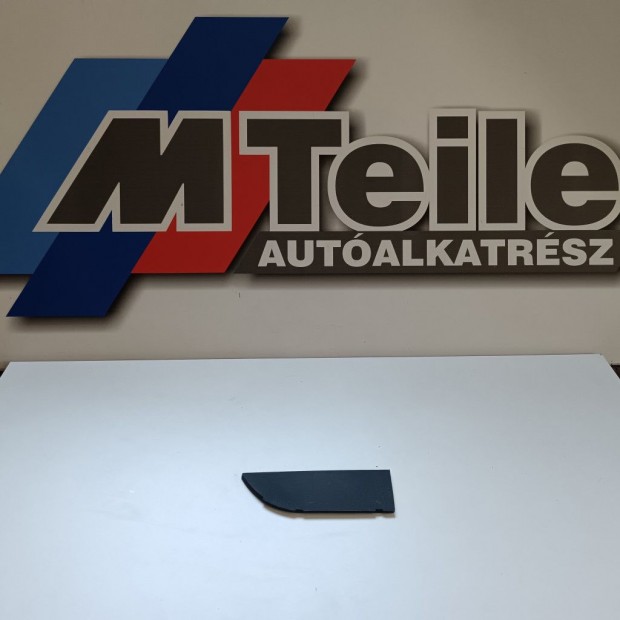 (GY�RI �J) BMW Jobb oldali burkolat f�kh�t� 3-as E46