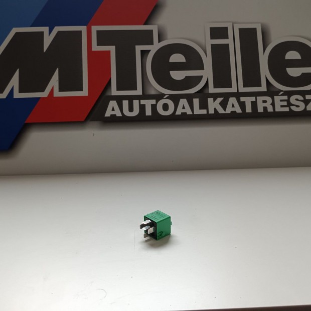 (GYRI J) BMW Ktplus kapcsol rel, fekete 3-as E21 / E30 / E36 /