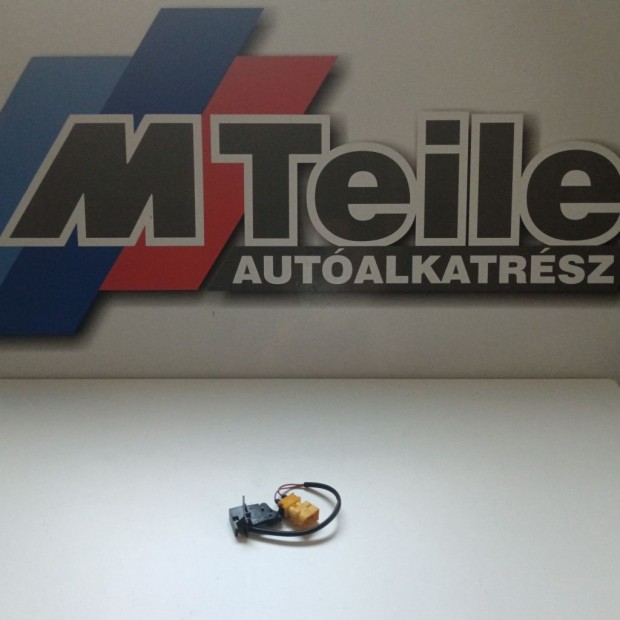 (GYRI J) BMW Mikrokapcsol ajtzrhoz, jobb oldali  3-as E36