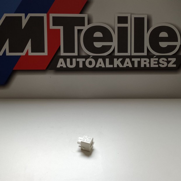 (GYRI J) BMW Nyitott rintkezs rel 3-as E30 / E36 / 5-s E28 / E