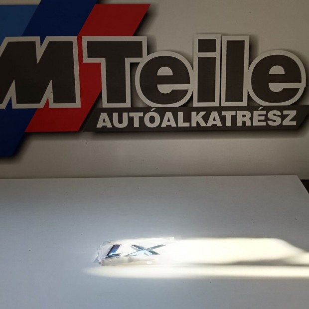 (GYRI J) BMW ntapads matrica "LX" X1 F48 / X1L F49