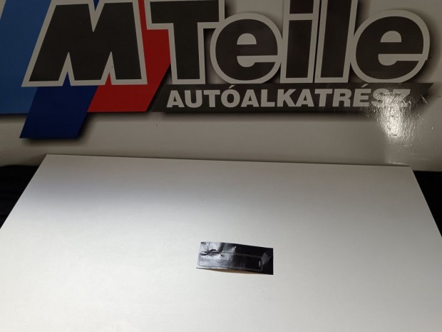 (GY�RI �J) BMW �ntapad�s matrica "outer paint chili red"