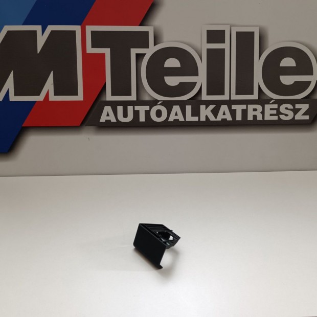 (GY�RI �J) BMW  30 K�ls� jobb oldali �l�ss�n bor�t�s