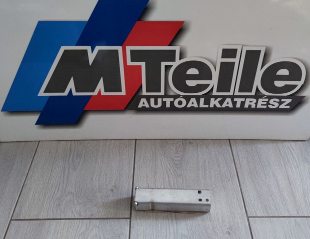 (GYÁRI ÚJ) MERCEDES BENZ C osztály W205 alsó deformációs elem