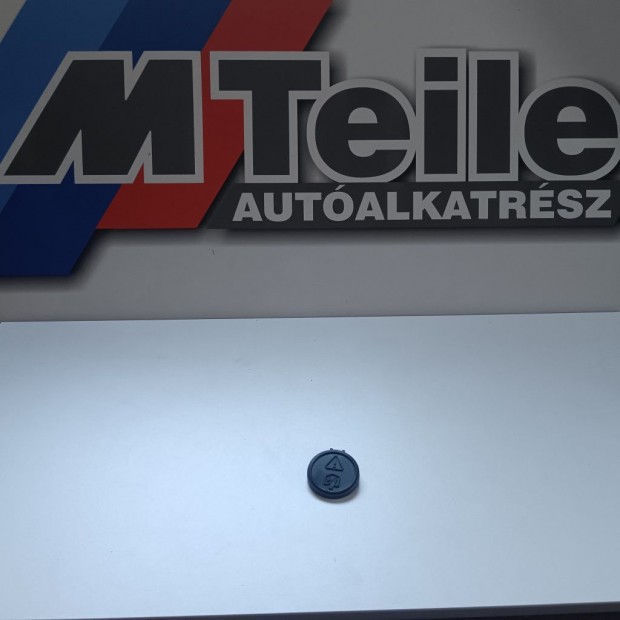 (GY�RI �J) MINI Kiegyenl�t� tart�ly sapka R50 / R52