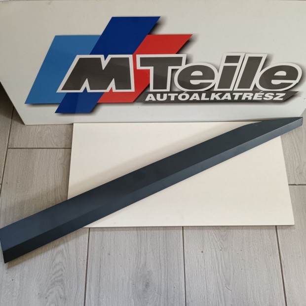 (GY�RI �J) SKODA SUPERB III B8 JOBB ELS� AJT� D�SZL�C