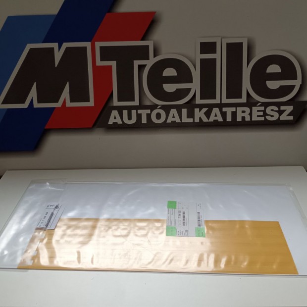 (GYRI J ) BMW Vdflia jobb 2-es F46+LCI R/CSK