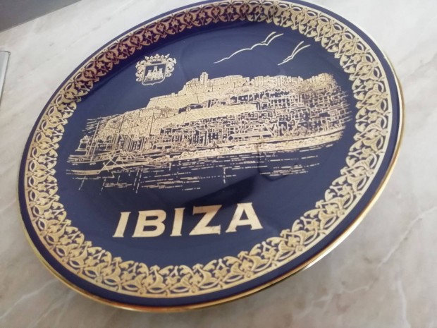 "Ibiza" aranyozott porceln dsztnyr
