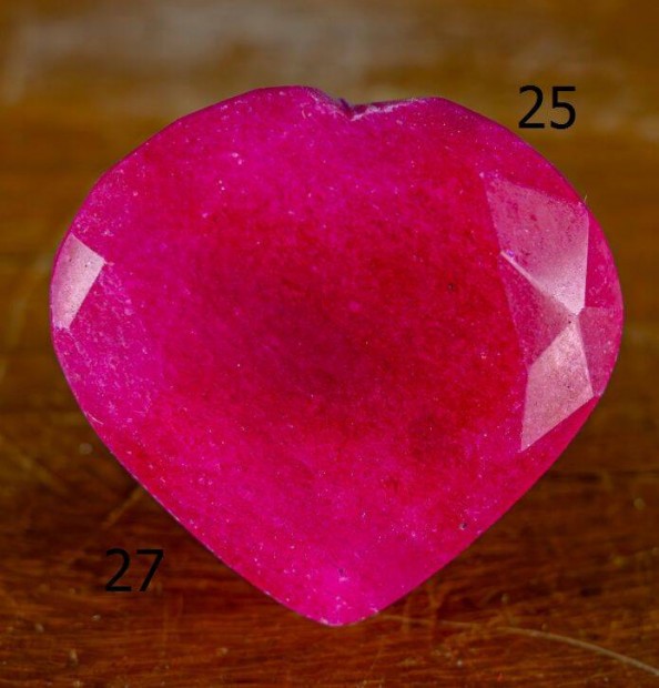 .Nagy.termszetes rubinkristly-211 ct-,42 g