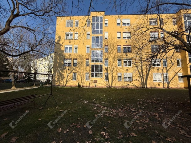 Otthon vagy befektet�s  itt mindkett� j� d�nt�s.