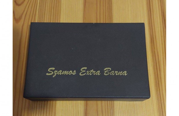 "Szamos Extra Barna" bonbonos doboz