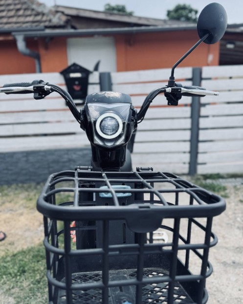 ? Eladó Z-Tech ZT-01 Laser Elektromos Robogó