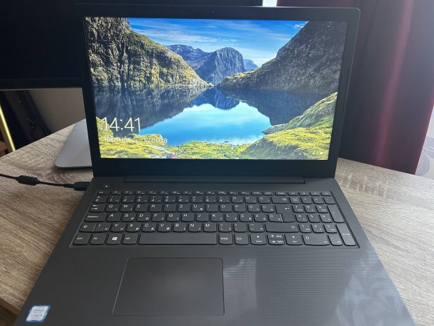 ? Elad / For sale -  Lenovo V130 15KB 14" Laptop! ?