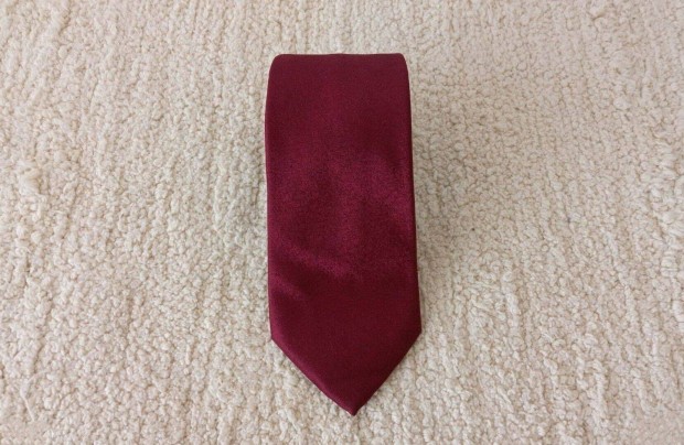 | Saint Michael | piros / bord szn 100% selyem nyakkend
