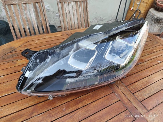 ***Ford Kuga MK3 Adapt�v led f�nysz�r�/l�mpa***