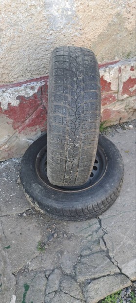 acl felnire szerelt tli gumik