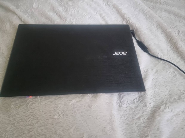 acer e5  i3 laptop 8gb ram 