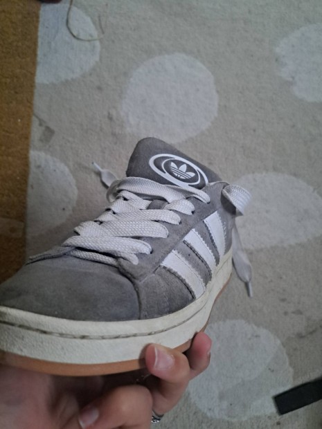 adidas campus