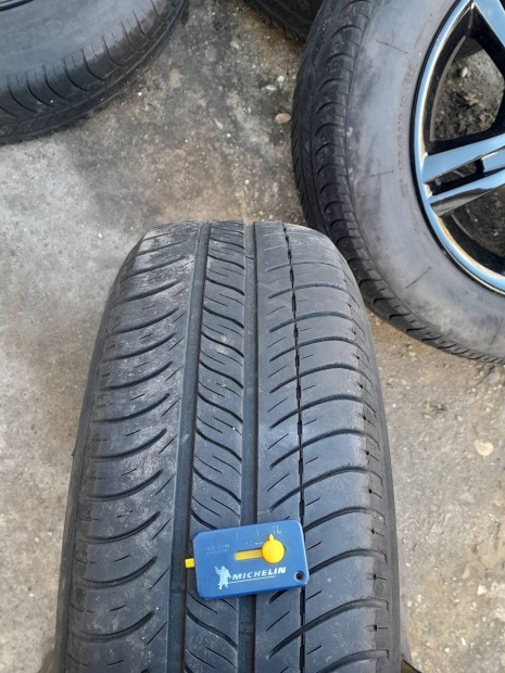 alfa Romeo lancia fiat Lada vaz r15 4x98 felni gumi