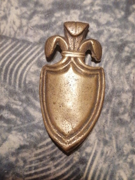 antik kis bronz pajzs