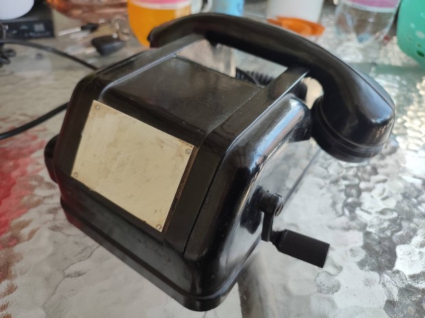 antik régi tekerős telefon