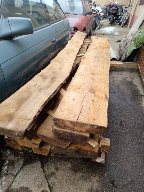 asztalos faszobr�sz �ger