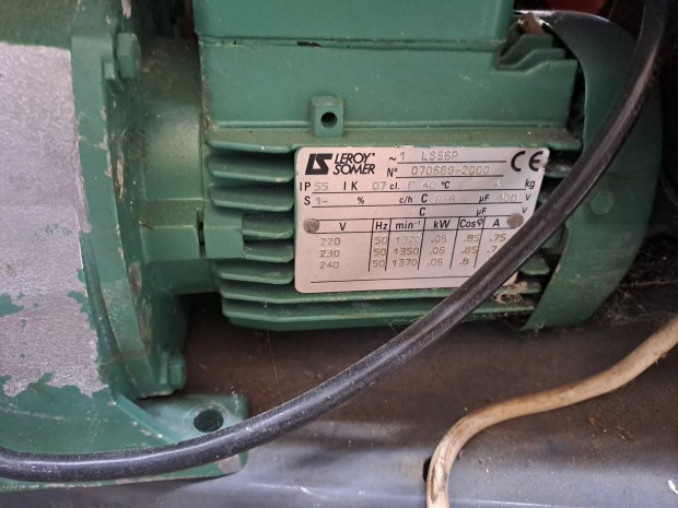 áttételes kis villanymotor