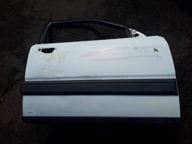 audi 100 C3 szivar jobb első ajtó üveggel